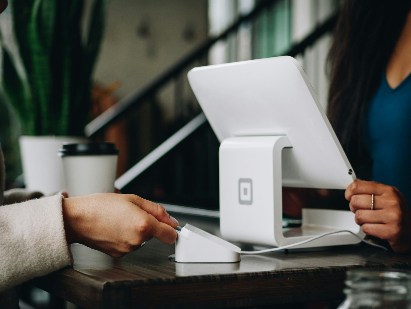 Support workflow desk for payroll software research and questions